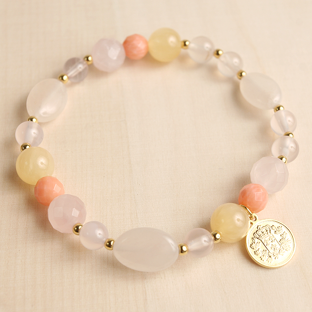 【パワーストーン　天然石　アクセサリー　デザイン　ジュエリー】天然石ブレスレット （ピンクアベンチュリン・珊瑚・ピンクカルセドニー）恋愛運・癒し