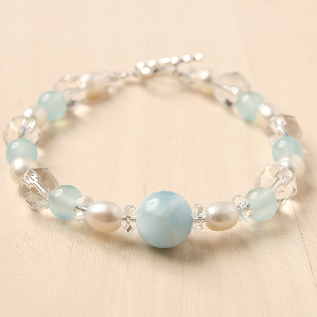 【パワーストーン　天然石　アクセサリー　デザイン　ジュエリー】ラリマーの天使のガーデンストーンブレスレット