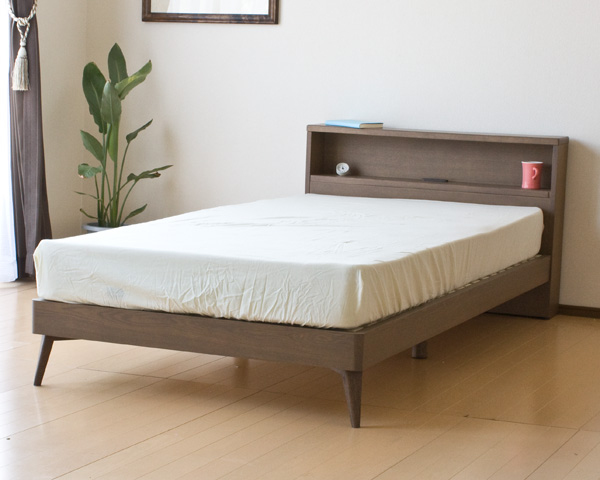 【送料無料】（インテリア　家具　デザイナーズ）　北欧テイスト棚・コンセント付きシングルベッド/Mob ポケットコイルマットレス付き＜代引きご利用不可＞＜配送時間帯は午前・午後（１７時まで）のみ＞