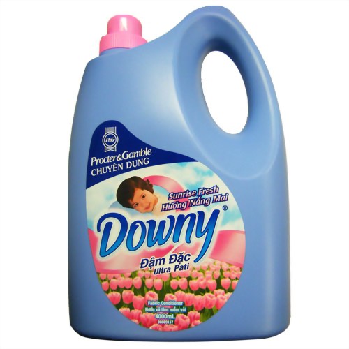 【新登場】　ダウニー サンライズフレッシュ 濃縮 4L【ダウニー(Downy)】＜柔軟剤 液体柔軟剤＞