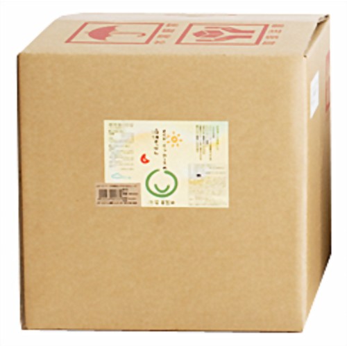 メイド・イン・アースの液体せっけん(洗濯・食器用) 詰替用 18Lキューブ 【チーム・オースリー/メイド・イン・アース】